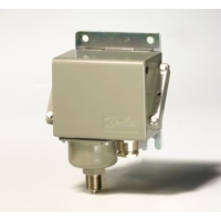 Show details for Danfoss - Druckschalter KPS33, G 3/8, 0.00 - 3.50 bar, IP67, Art.Nr. : 060-310366 Picture of Danfoss - Druckschalter KPS33, G 3/8, 0.00 - 3.50 bar, IP67, Art.Nr. : 060-310366