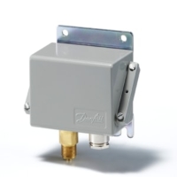 Show details for Danfoss - Druckschalter KPS37, G 3/8, 6.00 - 18.00 bar, IP67, Art.Nr. : 060-310166 Picture of Danfoss - Druckschalter KPS37, G 3/8, 6.00 - 18.00 bar, IP67, Art.Nr. : 060-310166